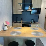 Апартаменти 50 жемчужина, у моря, отрада, центр *