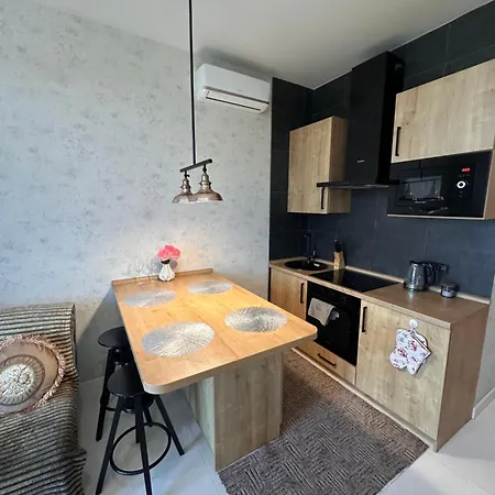 Apartment 50 жемчужина, у моря, отрада, центр