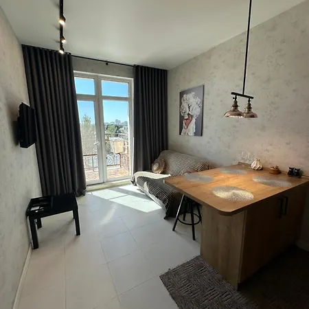 Apartment 50 жемчужина, у моря, отрада, центр
